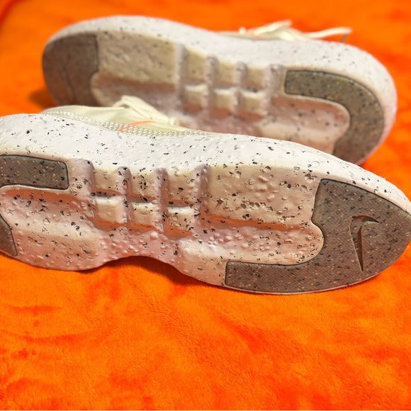 NEW Nike Crater Impact SE Men's Sneakers White/Sunkist Orange DEADSTOCK - Sz 13 - Picture 13 of 16